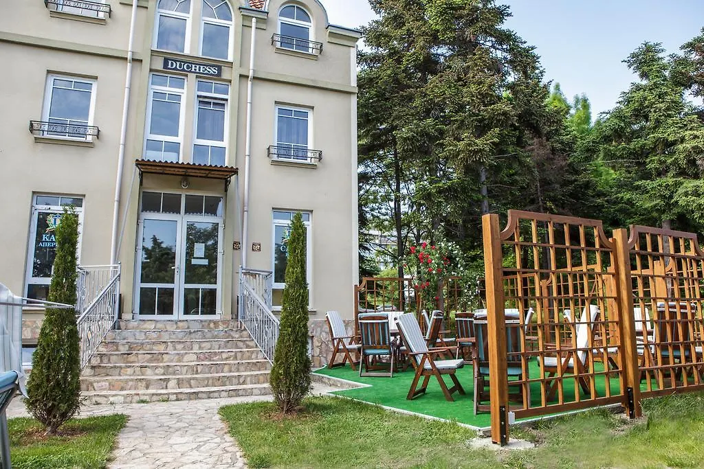 Hotel Duchess فارنا